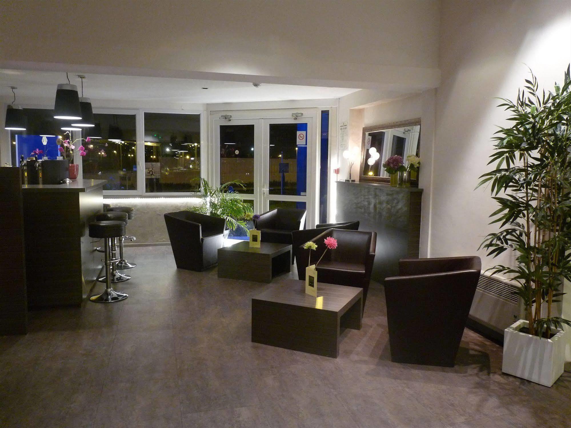 Hotel Restaurant L'Eskemm St Brieuc-Tregueux المظهر الخارجي الصورة